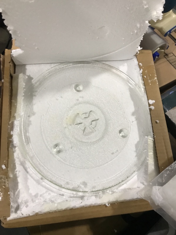 Photo 1 of Microwave Glass Plate Replacement 10-1/2 Inch?27cm Microwave Glass Turntable Tray Replaces Compatible with Emerson P23? Hamilton Beach? Sunbeam? Magic Chef etc https://a.co/d/dF4wGnP