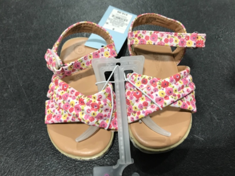 Photo 1 of BABY GIRL SHOES SIZE 5