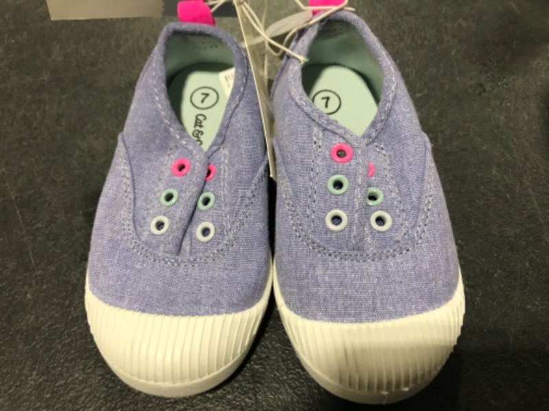 Photo 1 of BABY GIRL TODDLER SHOES SIZE 7
