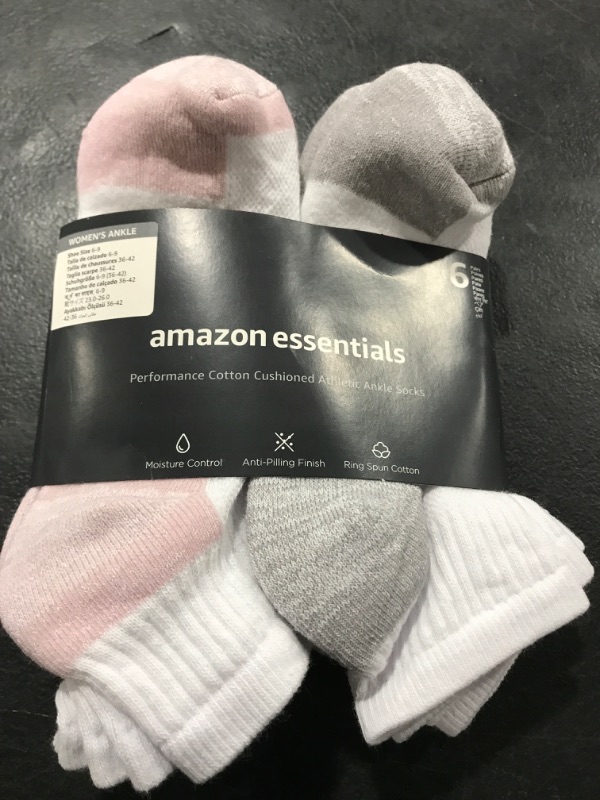 Photo 1 of AMAZONS ESSENTIALS 6 PACK OF SOCKS SIZE 6-9