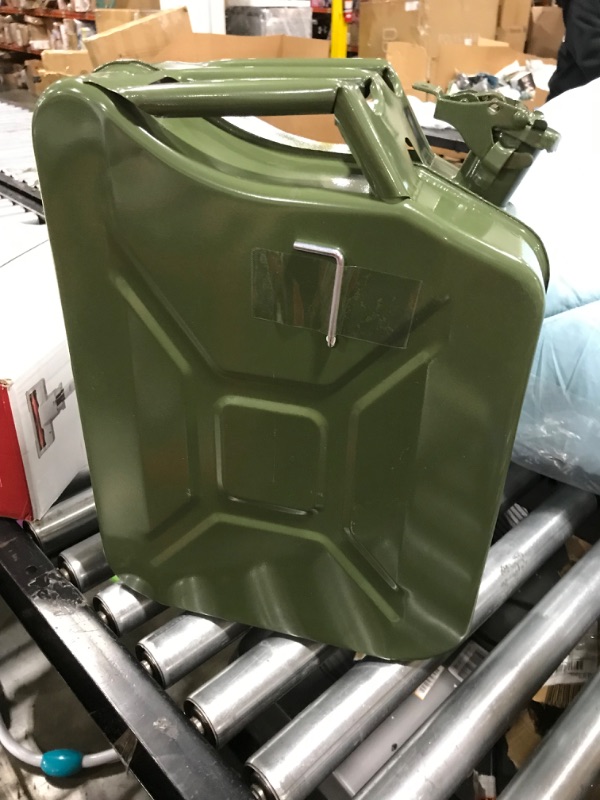 Photo 3 of AMZOSS 20L 5 Gallon Metal Gas Can Green with Fuel Can and Spout System, US Standard Cold-Rolled Plate Petrol Diesel Can - Gasoline Bucket (13.78" x 6.5" x 17.91")