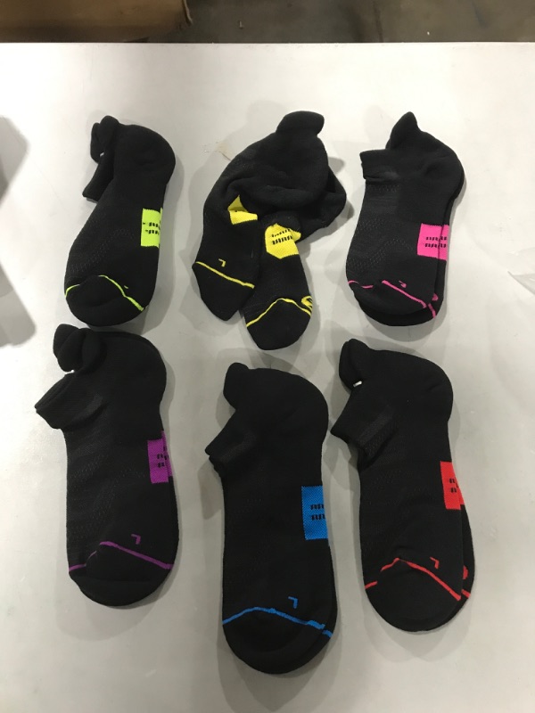 Photo 2 of 6 Pack Women's Ankle Running Socks Cushioned Low Cut Tab Athletic Socks Black Mixed Medium