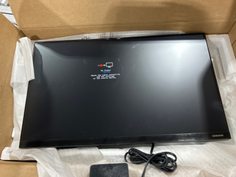 Photo 2 of SAMSUNG T350 Series 22-Inch FHD 1080p Computer Monitor, 75Hz, IPS Panel, HDMI, VGA (D-Sub), 3-Sided Border-Less, FreeSync (LF22T350FHNXZA)