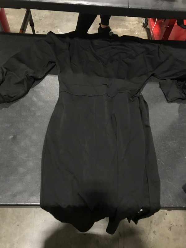 Photo 1 of  Women's dress Black Solid Small