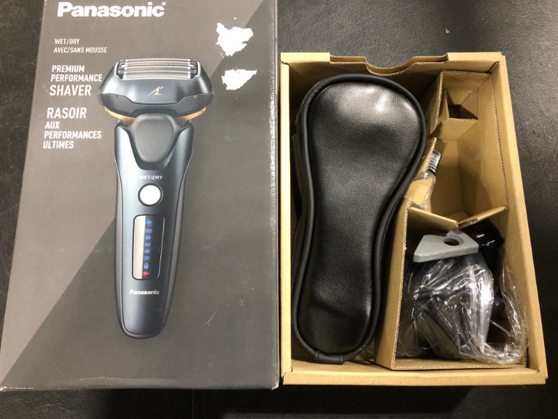 Photo 1 of Panasonic LV97 ARC5 ES-LV97-K Cordless Rechargeable Men's Electric Razor
