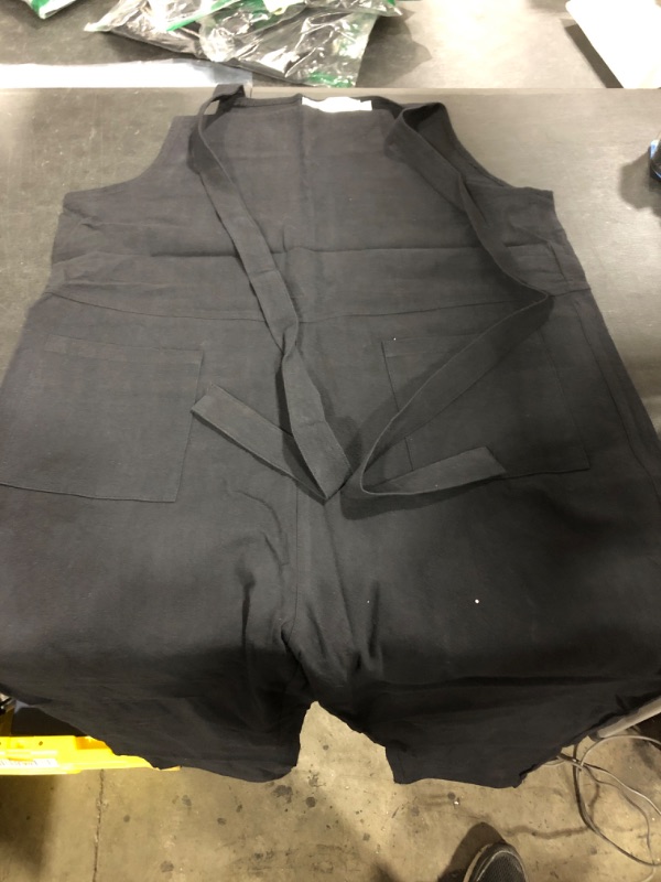 Photo 1 of [Size S] Black 2 Front Pocket Tie up Jumper