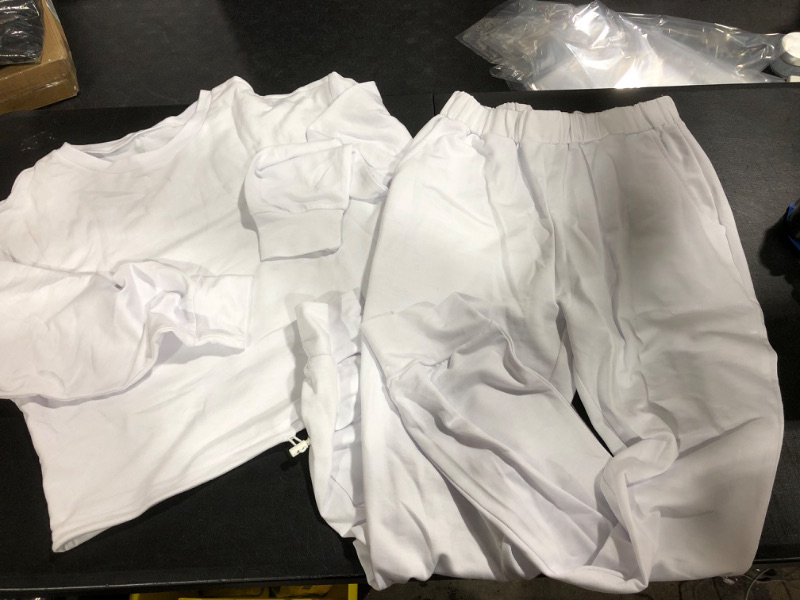 Photo 2 of [Size M/L] Ladies 2 pc Set- White Long Sleeve Crop Top with Elastic waist Pants - White