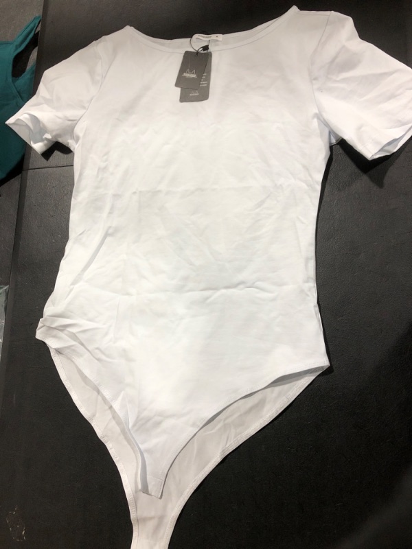 Photo 1 of [Size M] Mangiup BodySuit- White