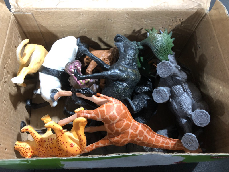 Photo 1 of Animal Kingdom Play Figures