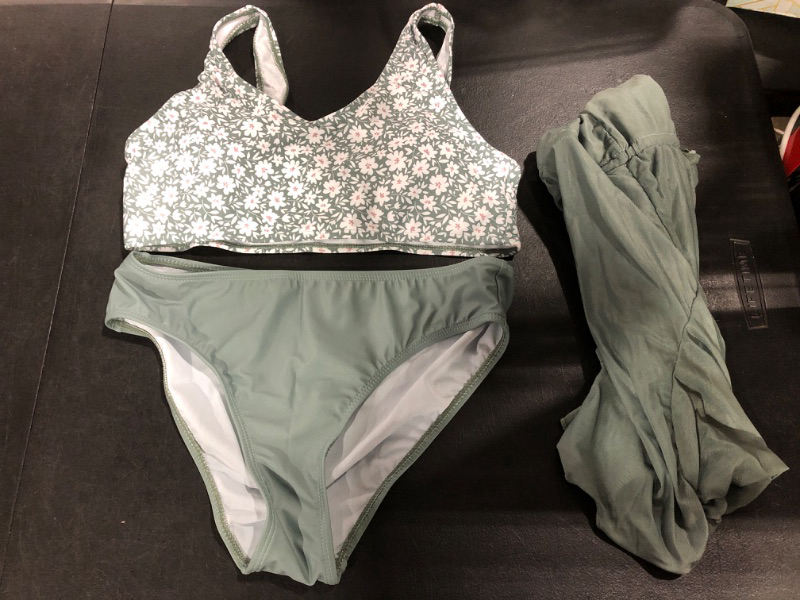 Photo 2 of [Size XS/S] Romwe 3 Pc Floral Bikini Set Swimwear Bathing Suit Swimsuit and Kimono -Green