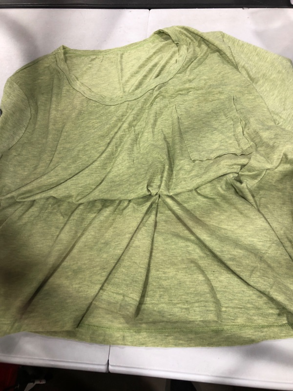 Photo 1 of 2XL T-Shirt green