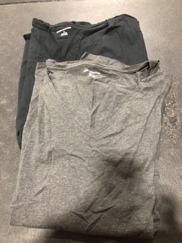 Photo 2 of Amazon Essentials Men's Regular-Fit Short-Sleeve V-Neck T-Shirt, Pack of 2 5X