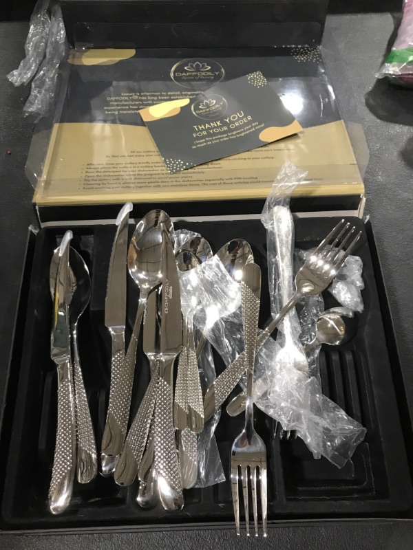 Photo 1 of 16 pieces Luxury Silverware Set For 4. Spoons, Knives & Forks | 18/10 Stainless Steel Flatware Cutlery set. 