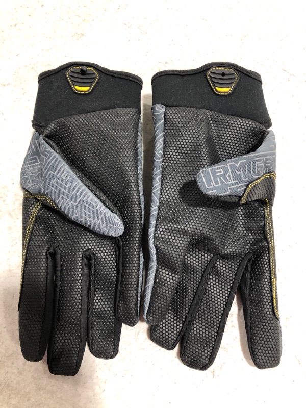 Photo 1 of FIRM GRIP WORK GLOVE, GREY/BOLACK. SIZE MEDIUM. 