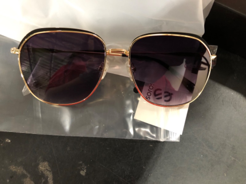 Photo 2 of SOJOS Trendy Square Sunglasses for Women,Fashion Stylish sun glasses with UV400 Protection SJ1152