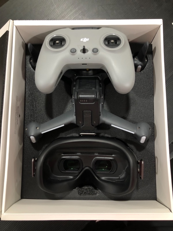 Photo 7 of DJI FPV Combo - First-Person View Drone UAV Quadcopter with 4K Camera, S Flight Mode, Super-Wide 150° FOV, HD Low-Latency Transmission, Emergency Brake and Hover, Gray
MISSING CONTROL JOYSTICKS