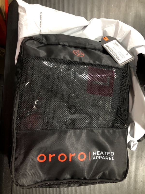 Photo 5 of ORORO Men's Lightweight Heated Vest with Battery Pack SIZE LARGE