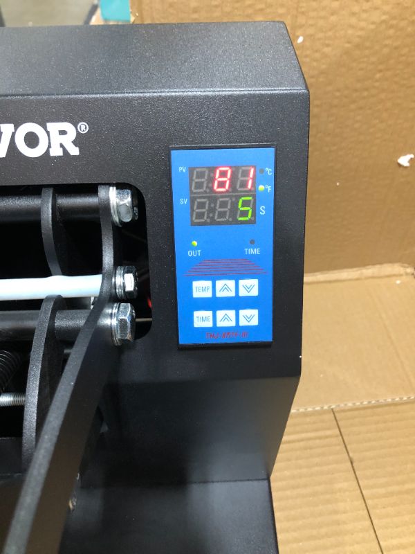 Photo 1 of VEVOR Heat Press 6x3.75Inch Curved Element Hat Press Clamshell Design Heat Press for Hats Rigid Steel Frame No Stick Digital LCD Timer and Temperature Control (6x3.75Inch Clamshell Design)
