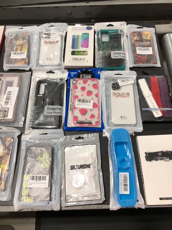 Photo 12 of LARGE LOT OF ASSORTED SMARTPHONE CASES, SCREEN PROTECTION & VARIOUS ELECTRONIC ACCESSORIES. 