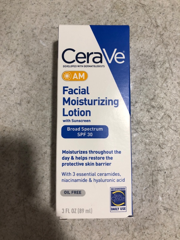 Photo 1 of CeraVe AM Facial Moisturizing Lotion SPF 30 | Oil-Free Face Moisturizer with Sunscreen | Non-Comedogenic | 3 Ounce
