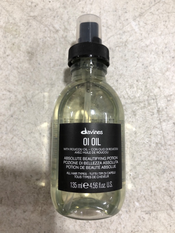 Photo 3 of Davines OI Oil | Weightless Hair Oil Perfect for Dry Hair, Coarse & Curly Hair Types | Conrol Frizz | Soft, Shiny Hair
