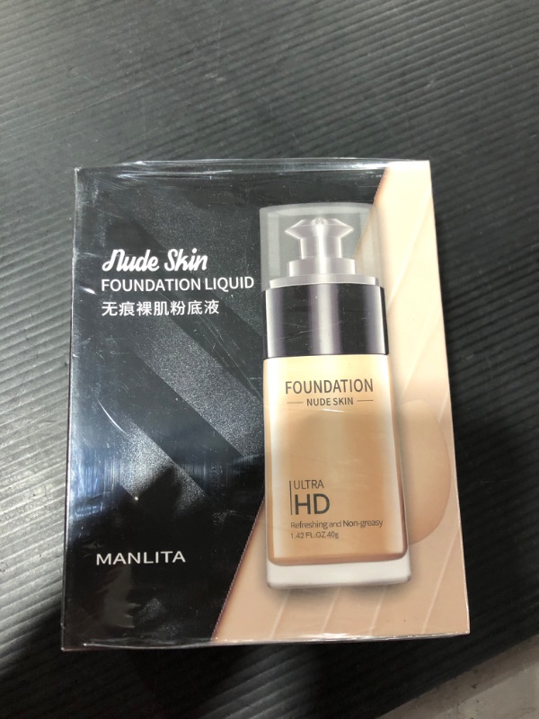 Photo 1 of CCPT Matte Porelesss Liquid Foundation Set with Make up Sponge of Full Coverage,Soomthing BB Cream for All Skins-Ivory white
