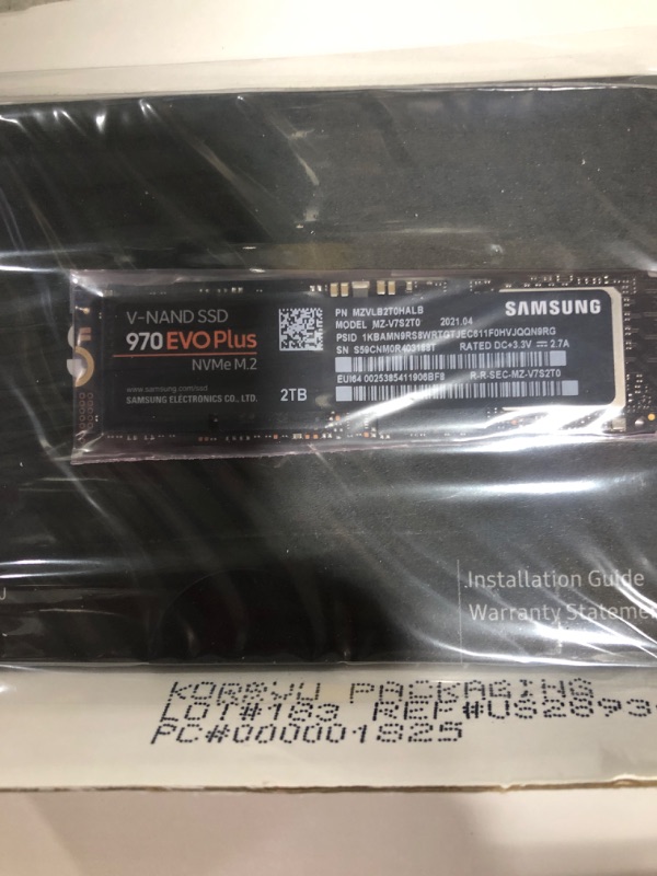 Photo 2 of Samsung MZ-V7S2T0B/AM 970 EVO Plus NVMe M.2 SSD 2TB 
