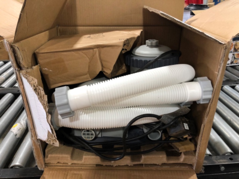 Photo 3 of (SOLD FOR PARTS) INTEX 28635EG C1500 Krystal Clear Cartridge Filter Pump for Above Ground Pools, 1500 GPH Pump Flow Rate
