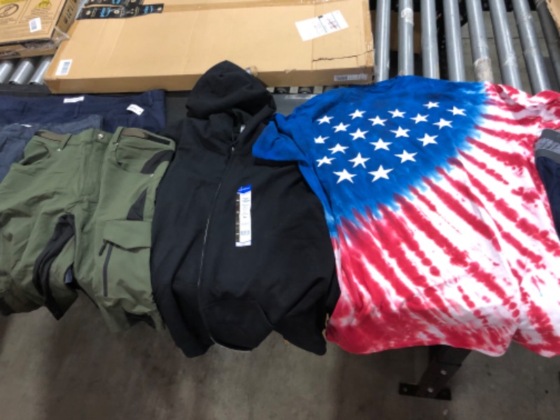 Photo 1 of Men's 3XL clothing including underwear.