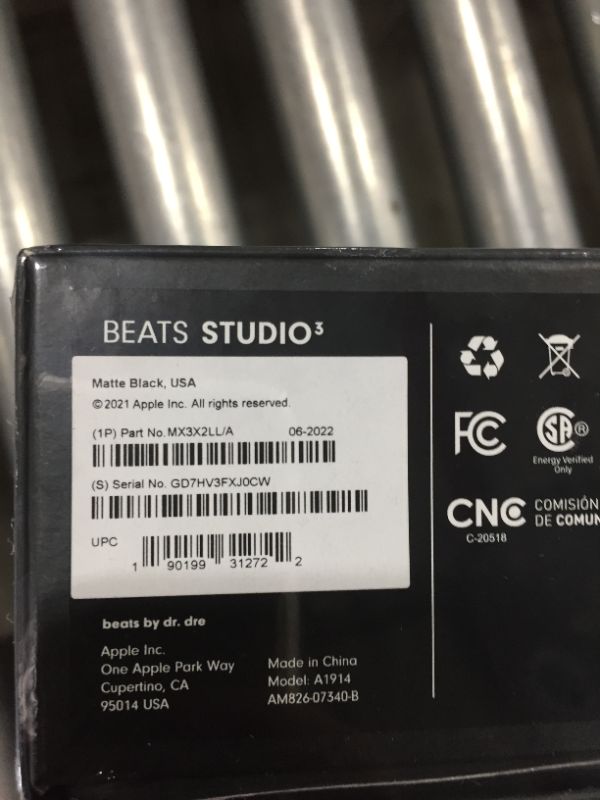 Photo 6 of Beats Studio3 Wireless Noise Cancelling Over-ear Headphones - Apple W1 Headphone Chip, Class 1 Bluetooth, 22 Hours of Listening Time, Built-in.
