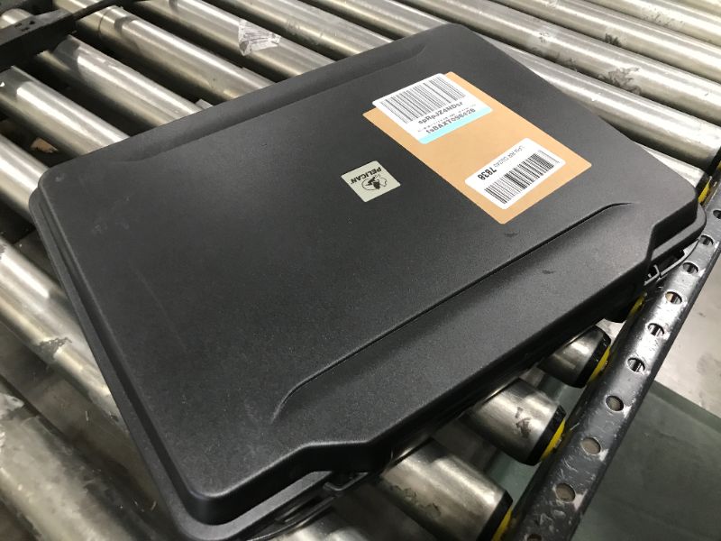 Photo 4 of 1095 HardBack Laptop Case