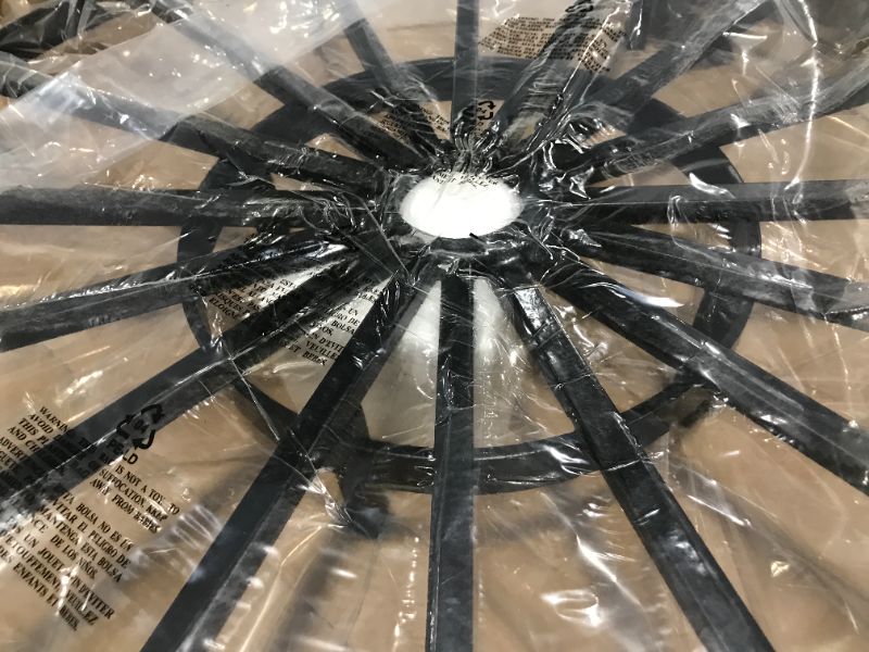 Photo 1 of Amagabeli 40in Fire Grate Log Grate Wrought Iron Fire Pit Round Spider Wagon Wheel Firewood Heavy Duty 0.7in Bar Fireplace Stove Burning Rack Holder 12Legs Chimney Hearth Kindling Stacking BG437
