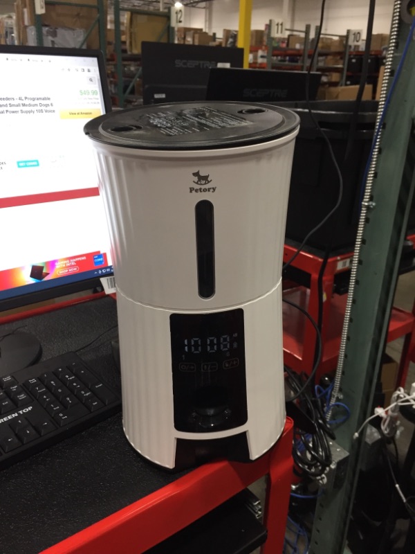 Photo 1 of Petory Timed Automatic Cat Feeders - 4L Programable Dry Food Dispenser for Cats and Small Medium Dogs 6 Meals with Desiccant Bag Dual Power Supply 10S Voice Recorder (B09L15DBFF)
