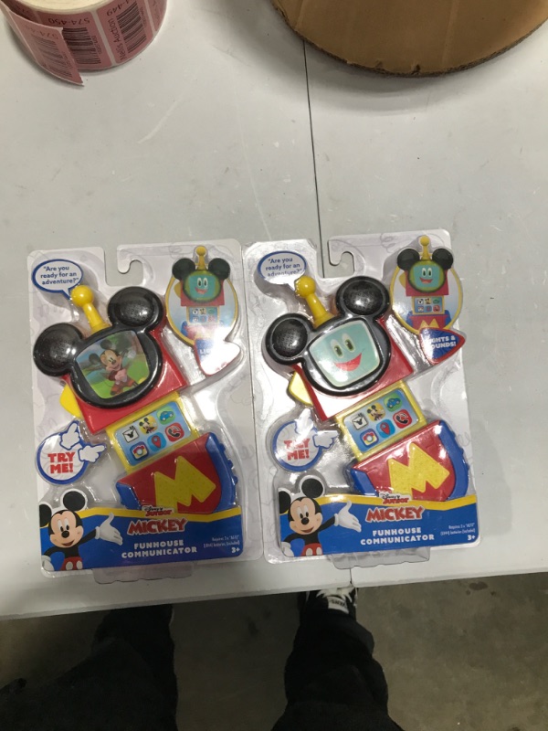 Photo 2 of Disney Junior Mickey Mouse Funhouse Communicator 2 Pack