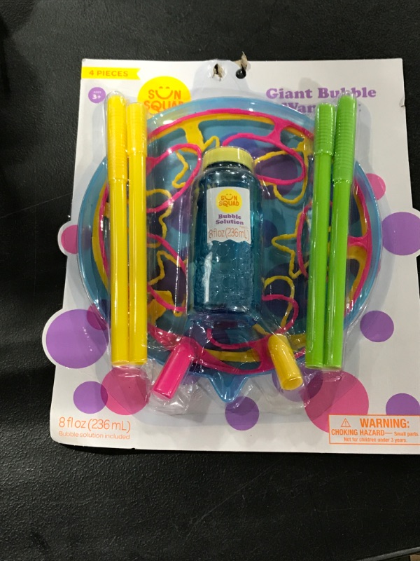 Photo 1 of Amazing bubbles 2 Giant HUGE Bubble Wands in One Package With 240ml Bubble Solution Blue
