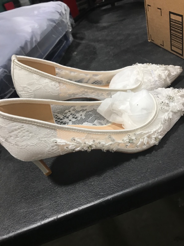 Photo 3 of Bridal Wedding Shoes, Women Pointed Toe Stiletto Pumps with Lace Embroidery, Size 39
