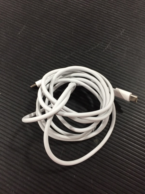 Photo 2 of  USB-C Charge Cable (1 m)
