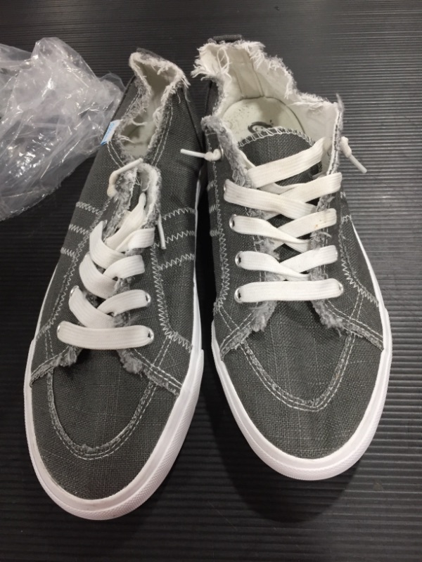 Photo 1 of OBTAOM GREY SHOES SIZE 11