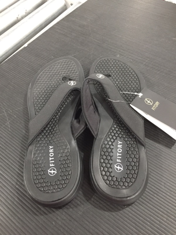 Photo 1 of fitory black sandals size 8