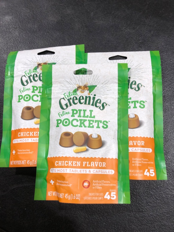 Photo 2 of 3pk of Greenies Pill Pockets Chicken Flavor Natural Soft Cat Treats, 1.6 Oz.
BB:07/23/2022
