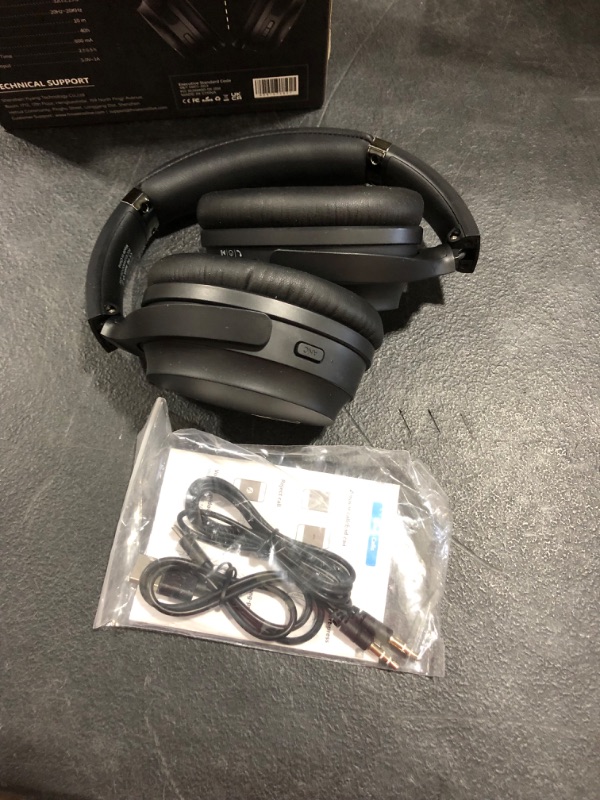 Photo 2 of Active Noise Cancelling Headphones, HROEENOI JZ02 Bluetooth Headphones, Wireless Over Ear Headphones with CVC 8.0 Microphone Deep Bass Headset, 40 Hou
