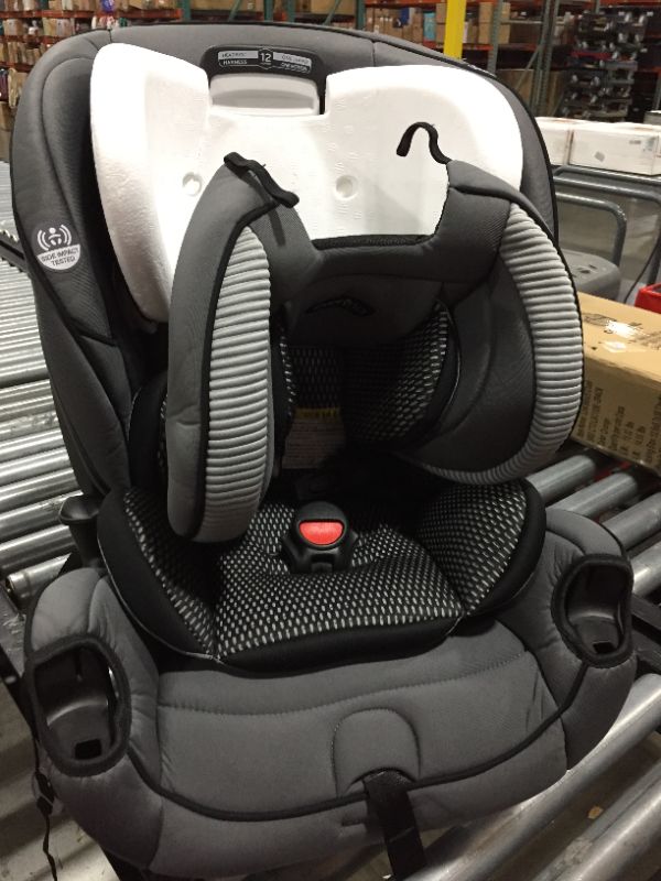 Photo 2 of Evenflo EveryFit 4-in-1 Convertible Car Seat
