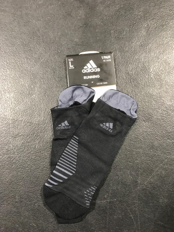 Photo 2 of adidas Unisex-Adult Running Tabbed No Show Socks (1-Pair)
SIZE LARGE 