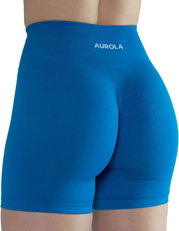 Photo 1 of AUROLA Intensify Workout Shorts for Women Seamless Scrunch Short Gym Yoga Running Sport Active Exercise Fitness Shorts
SIZE MEDIUM 