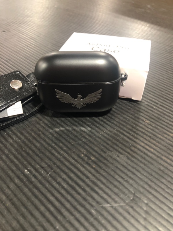 Photo 3 of Airpods Pro Case with keychain and eagle design (black and silver)