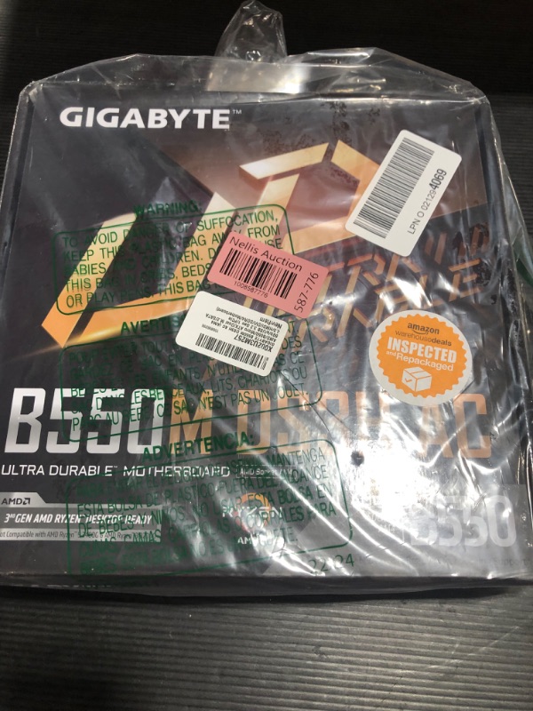 Photo 2 of GIGABYTE B550M DS3H (AM4 AMD/B550/Micro ATX/Dual M.2/SATA 6Gb/s/USB 3.2 Gen 1/PCIe 4.0/HMDI/DVI/DDR4/Motherboard)