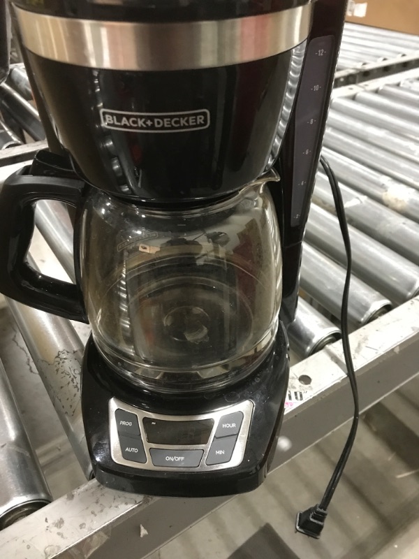 Photo 4 of Black+Decker CM1160B 12-Cup Programmable Coffee Maker, Black/Stainless Steel