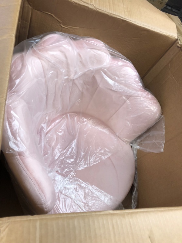 Photo 1 of 
Recaceik Velvet Swivel Shell Chair, Swivel Shell Chair for Living Room/Bed Room, Modern Leisure Arm Chair
Color:Pink
Style:Modern