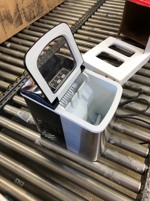 Photo 1 of 26-Lb. Portable Ice Maker
