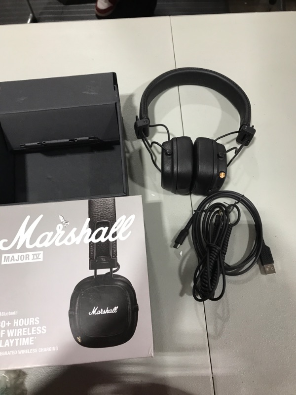 Photo 2 of Marshall Major IV On-Ear Bluetooth Headphone - Black
